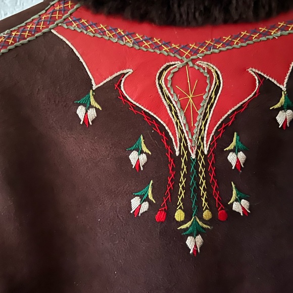 Made in Poland - Vintage Sherpa Wool Embroidered Jacket - Picture 9 of 9